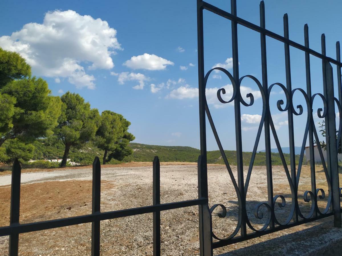 Harmonic Place Loutraki Екстериор снимка
